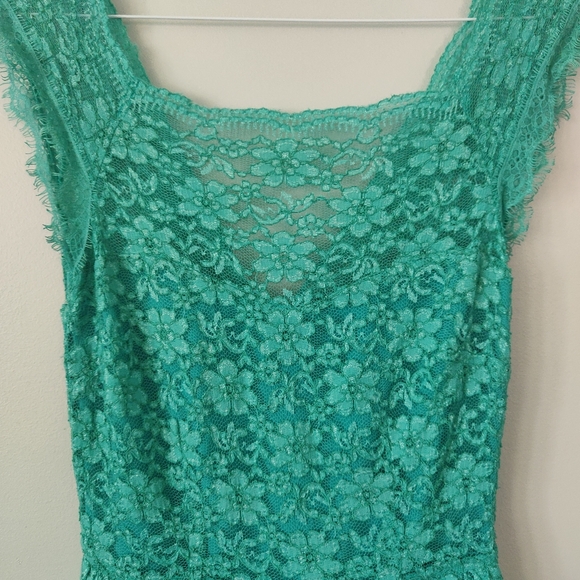 Portmans Lace Green Dress - Picture 2 of 4